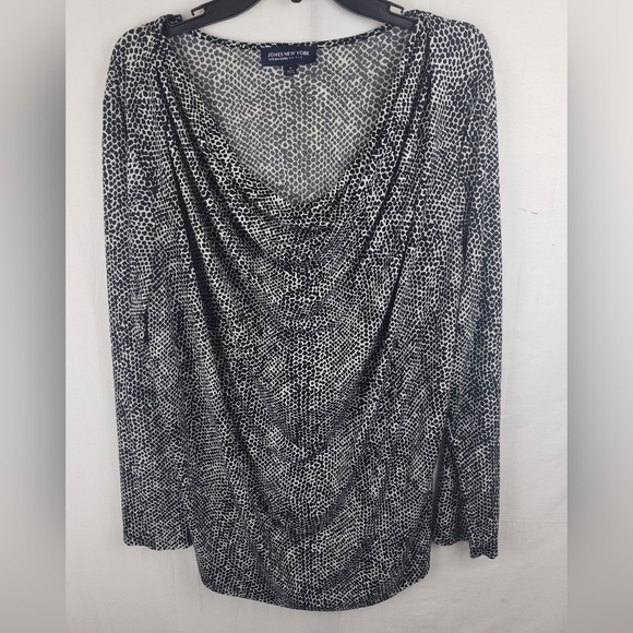 Jones New York Signature Woman Black and White Drape Neck Shirt Sz 1X - Picture 2 of 8